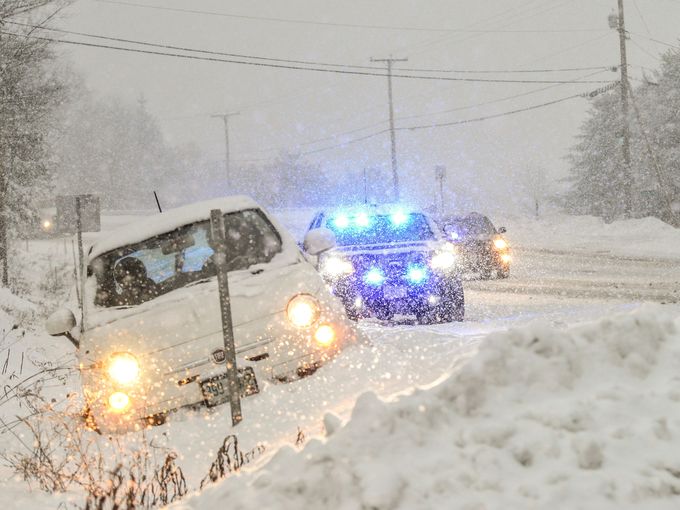 st.wthr.ws_sites_default_files_636173184443204948_AP_Wintry_Weather_Vermont.jpg