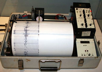 www.shorouknews.com_uploadedimages_Sections_Politics_Arabic_20World_original_Earthquake_1781.jpg