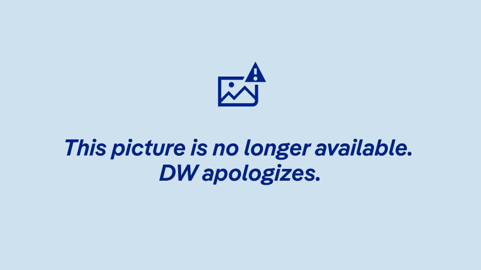 www.dw.com